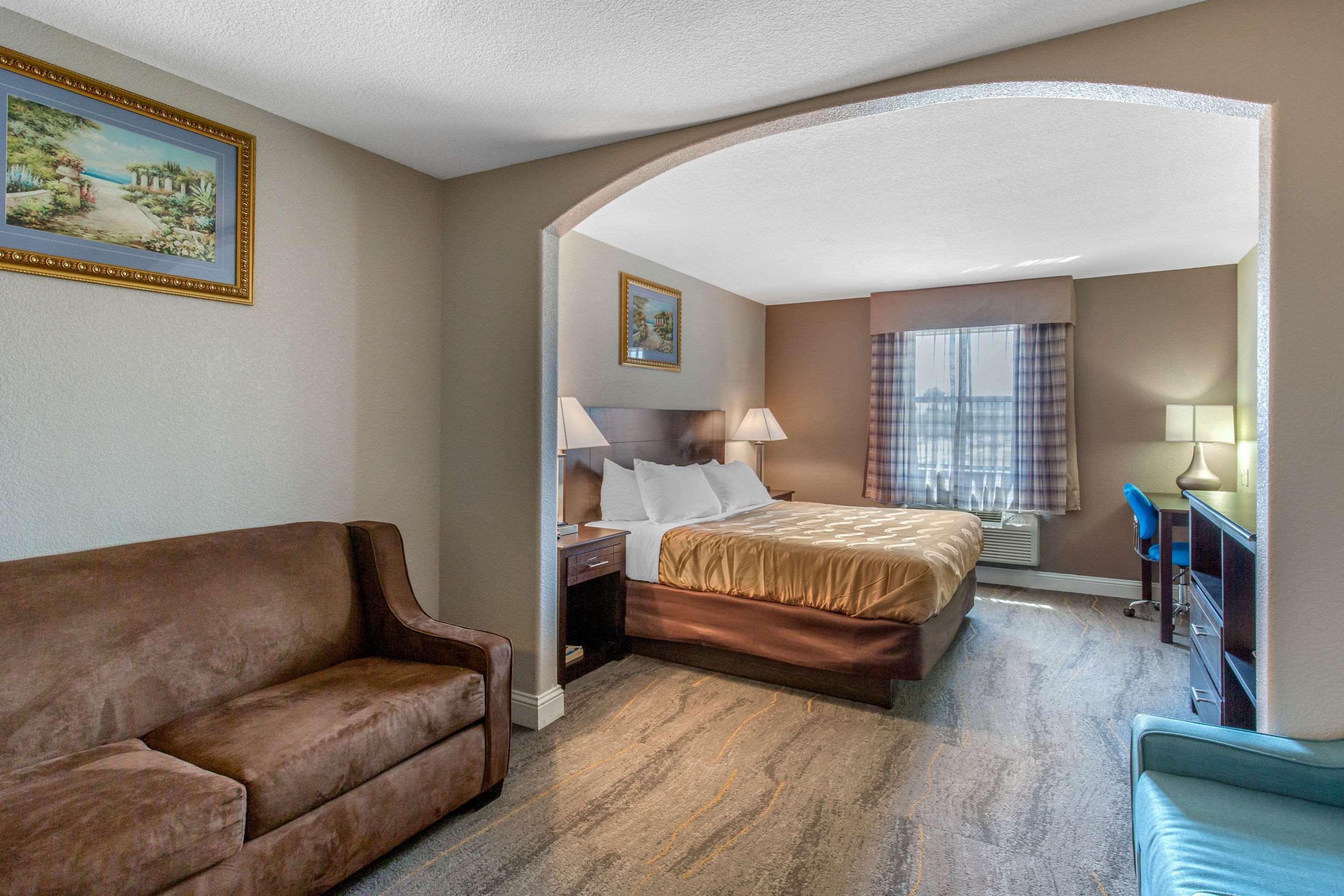Quality Inn And Suites Port Arthur Nederland Екстериор снимка