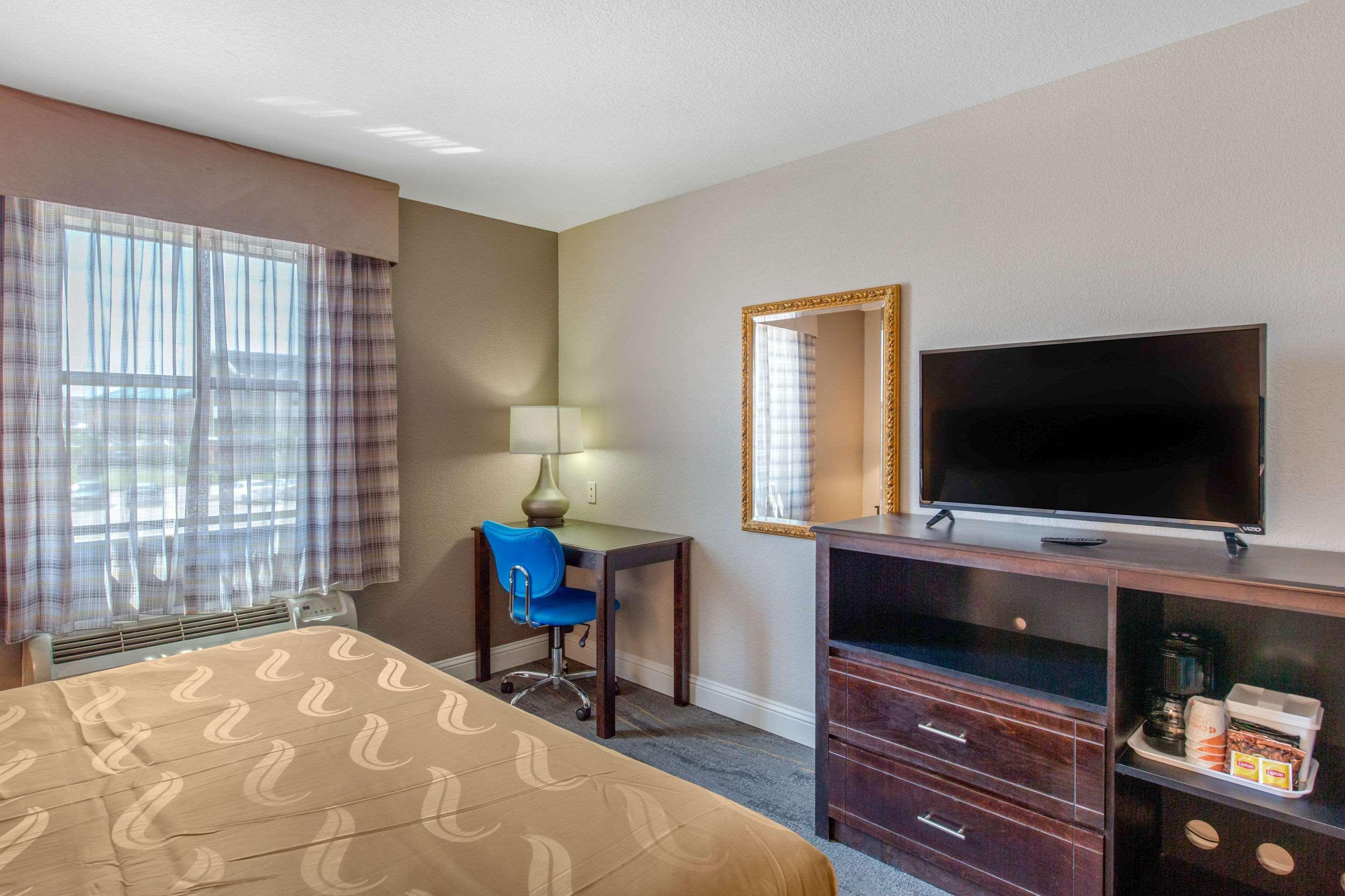 Quality Inn And Suites Port Arthur Nederland Екстериор снимка