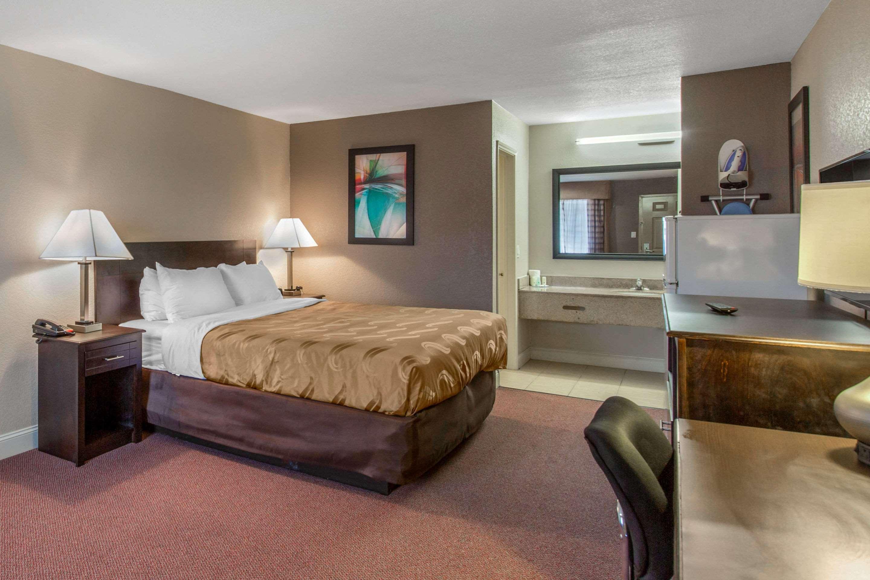 Quality Inn And Suites Port Arthur Nederland Екстериор снимка