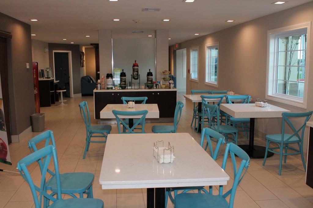 Quality Inn And Suites Port Arthur Nederland Екстериор снимка