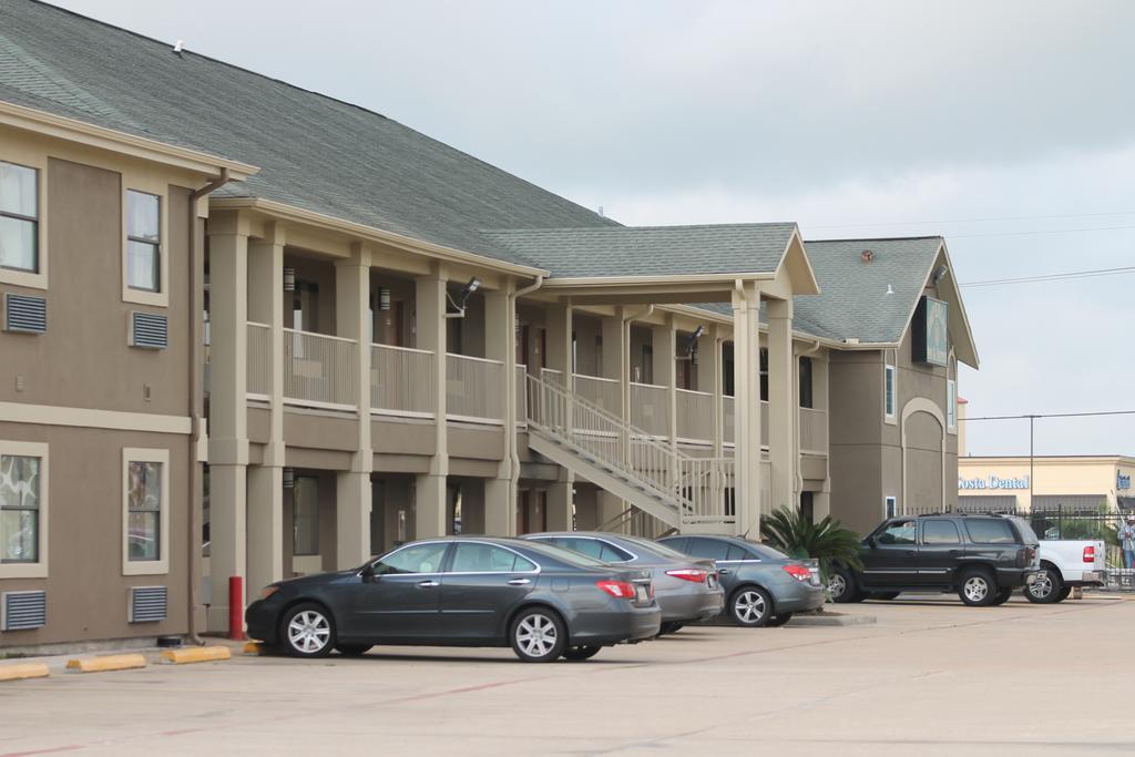 Quality Inn And Suites Port Arthur Nederland Екстериор снимка